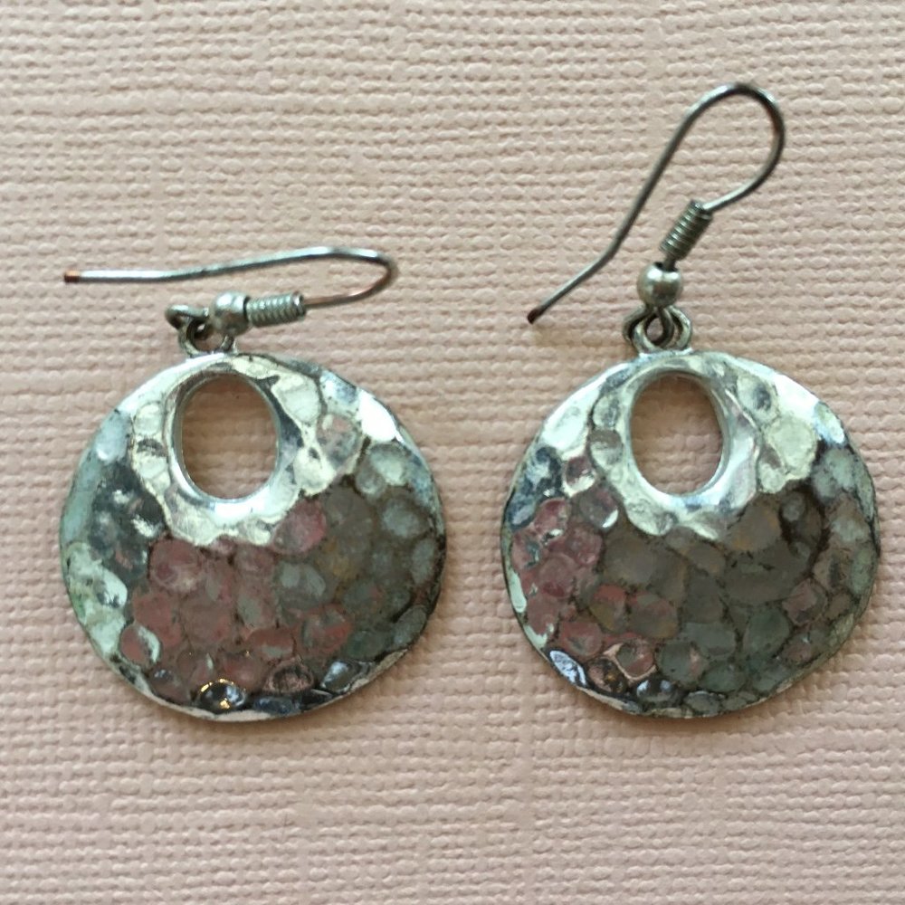 Vintage Silver Hammered Circle Earrings GUC